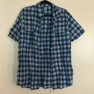 Men plaid button down short sleeve